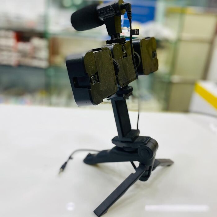 6 - AY-49 Vlogging Kit with 3 Focus Lights & Mic.