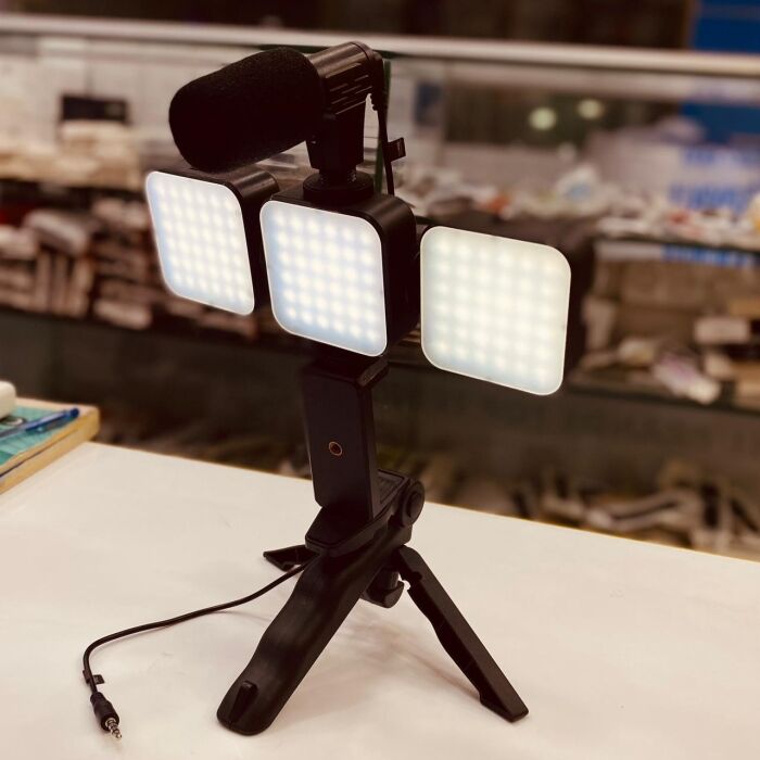 8 - AY-49 Vlogging Kit with 3 Focus Lights & Mic.